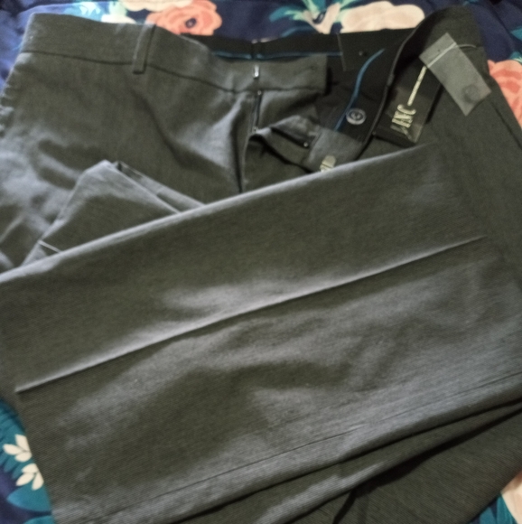 I.N.C INTERNATIONAL CONCEPTS - Picture 2 of 3